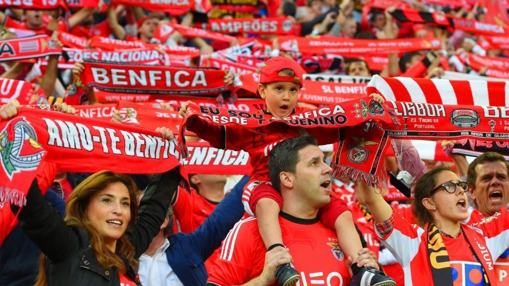 Benfica – Famalicao » Spectacol garantat de „vulturi” în turul semifinalei Cupei în fața revelației acestui sezon a Portugaliei!