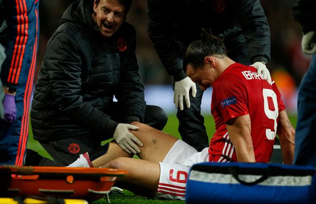 Manchester-Uniteds-Zlatan-Ibrahimovic-receives-medical-attention-after-sustaining-an-injury