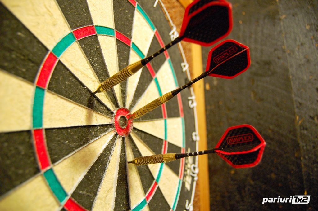 Jason Askew – Paul Nicholson: Pariurile zilei vin din darts » AICI, selectii in cote de 1.62 si 1.95!
