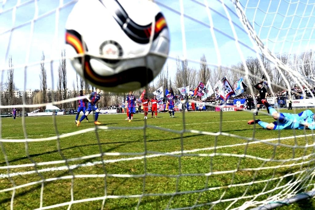 Pariuri fotbal » La barajul pentru promovare în Liga a 3-a se joacă tare » Programul complet și cotele la pariuri!