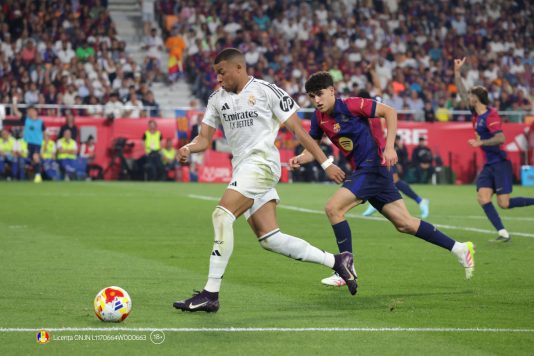 FC Barcelona – Real Madrid (duminică, 11 mai, ora 17:15) 