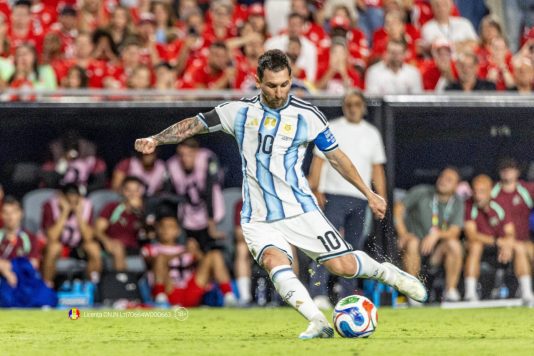 Anglia, ultima tușă care lipsea din tabloul semnat de Messi